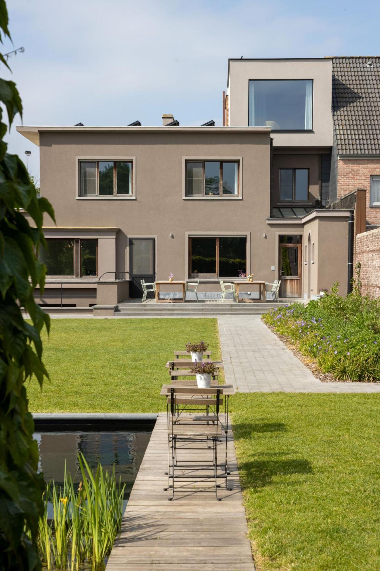 Tuss Acomodação com café da manhã Kortrijk Exterior foto